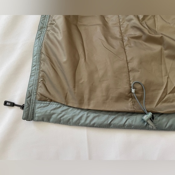 NWT Patagonia Nano Puff Vest Women's Size M Thermal Blue 2024 - Picture 12 of 16